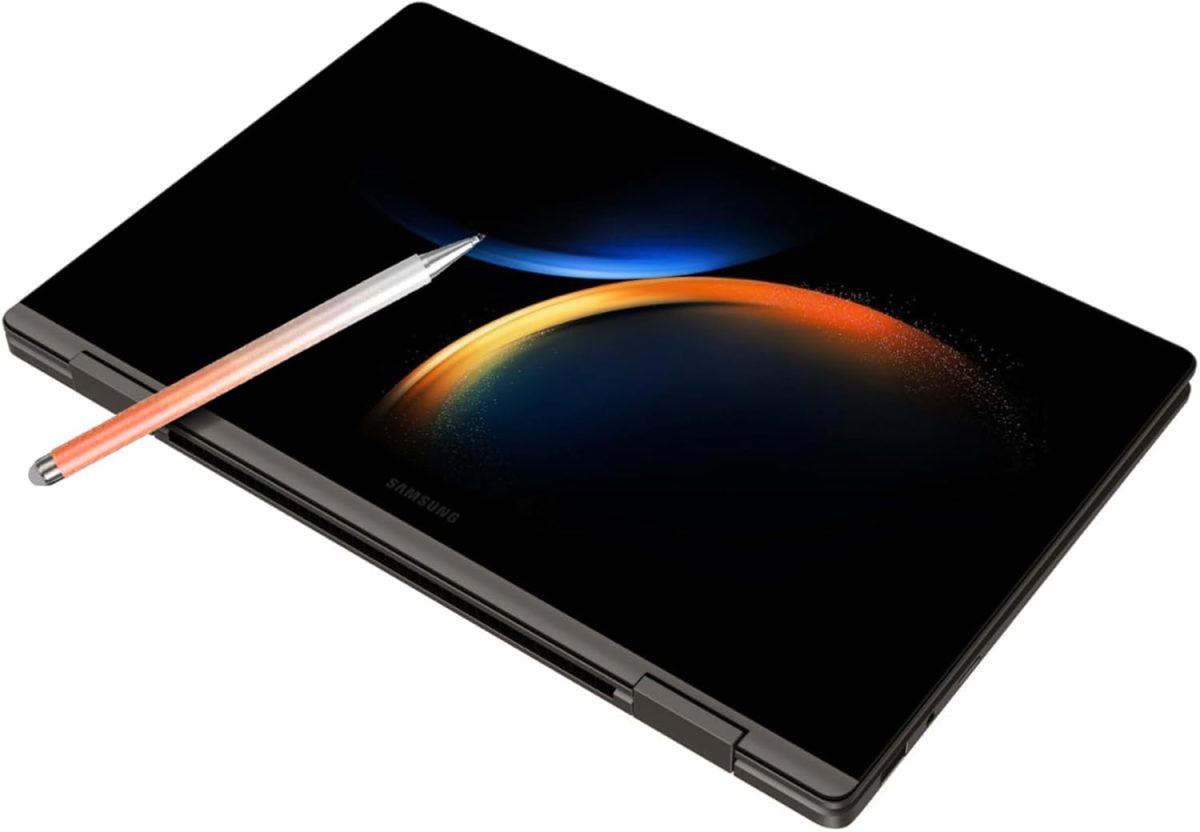 سامسونج لابتوب جالكسي بوك 2 360 2 في 1 بشاشة لمس 13.3 انش FHD AMOLED وايفو i7-1260P وواي فاي 6E وكاميرا ويب وكيبورد باضاءة خلفية وويندوز 11 هوم مع قلم (16GB RAM | 2TB SSD)