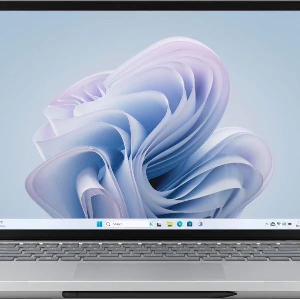 لابتوب ستوديو 2 معالج انتل كور i7 وذاكرة رام 32 جيجابايت داخلية 1 تيرابايت 4050 وويندوز 11 من مايكروسوفت سيرفس