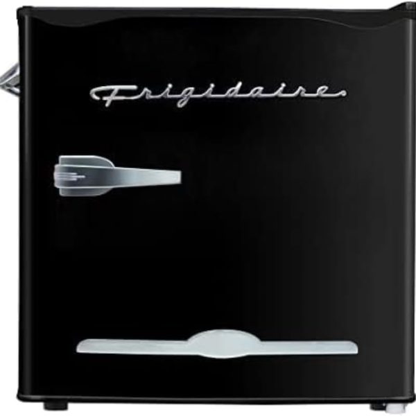 ثلاجة صغيرة من FRIGIDAIRE EFR176- AMZ EFR176 ريترو - موفرة للطاقة - قابلة للتعديل للتحكم في درجة الحرارة - فتاحة زجاجات مثبتة على الجانب - مثالية للمبنى والمكتب والمنزل والجراج والشقة 1.6 قدم مكعب