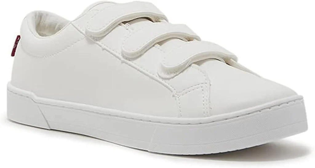 حذاء رياضي حريمي من Levi's Malibu 2.0 Velcro