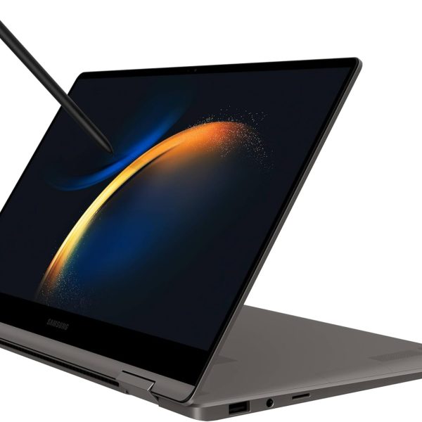 سامسونج لاب توب بوك 3 360 شاشة 13.3 بوصة ذاكرة رام 16 جيجابايت تخزين 512 انتل كور I7 ويندوز 11
