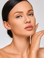 ⁦قلم تحديد عيون مزدوج مقاوم للماء يدوم طويلاً من SHEGLAM قلم تحديد العيون أسود⁩ - الصورة ⁦5⁩