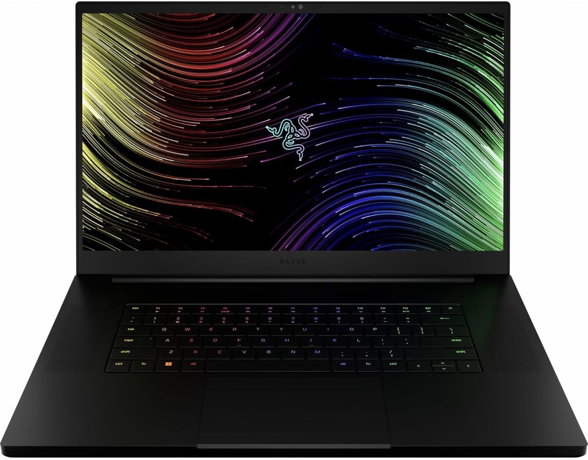 لابتوب ريزر بلايد 17 جيفورس RTX 3070 Ti و i9 14 نواة جيل 12 ، 17.3 انش QHD 240Hz 16 5 و1TB PCIe SSD ويندوز 11 اضاءة R كروما ثاندربولت 4 وقارئ بطاقات SD ب 16 GB د ار5 انتل