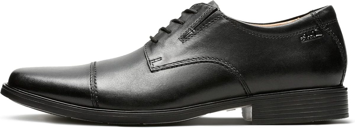 Clarks Tilden Cap Mens Oxford