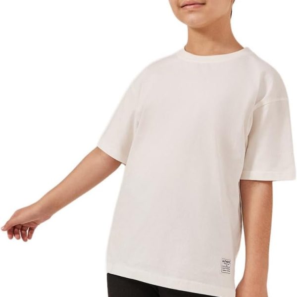 Styli Girls Solid Oversized T-Shirt With Badge Detail