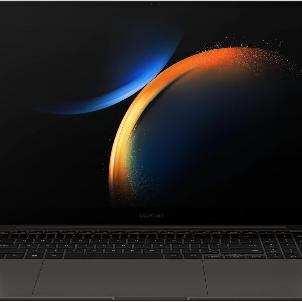 سامسونج لابتوب جالكسي بوك 3 برو 16 انش، معالج انتل كور i7-1360P الجيل 13/16 جيجا/1 تيرا، شاشة AMOLED 3K، 120 هرتز، قارئ بصمات الاصابع، كاميرا ويب FHD، موديل 2023، NP960XFG-KC1US، جرافيت