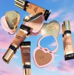 ⁦Too Faced Cosmetics Original, Born The Way, Soft Blue, Flexible Finish Setting Powder, Powder for Fixing, Blending and Retouching Make-Up, 4.8 g, Colour Light⁩ - الصورة ⁦4⁩