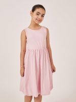 ⁦Styli Girls Solid Sleeveless Balloon Dress With Gathered Detail⁩ - الصورة ⁦3⁩