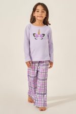 ⁦Styli Girls Butterfly Print T-Shirt And Checked Pyjama Set⁩ - الصورة ⁦2⁩
