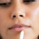 ⁦Ere Perez - Natural Açaí Lip Pencil | Vegan, Cruelty-Free, Clean Beauty (Shy)⁩ - الصورة ⁦5⁩