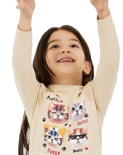 Styli Girls Graphic Print Regular Fit T-Shirt