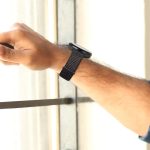 ⁦SYOSI 22mm Soft Nylon Watch Bands Compatible for Samsung Galaxy Watch 46mm/Samsung Galaxy Watch 3 45mm/Gear S3 Frontier/Classic, Sport Strap Wristband Replacement Bracelet for Women Men (black), 22mm⁩ - الصورة ⁦4⁩