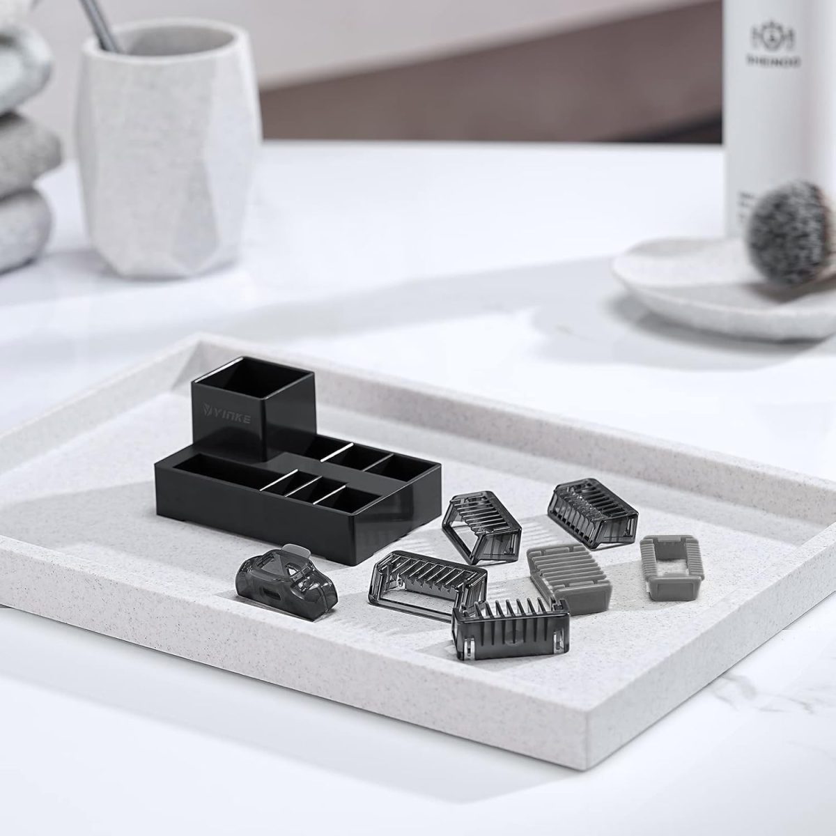 ⁦YINKE Guide Comb Attachments with Stand Body Skin Guards for Philips OneBlade & One Blade Pro QP2520 QP2530 QP2620 QP2630 Face Hair Clippers Beard Trimmer Replacement Pack Kit（Razor Not Included）⁩ - الصورة ⁦6⁩