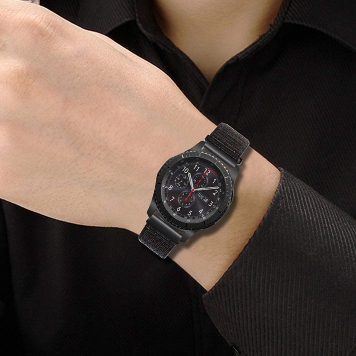 ⁦SYOSI 22mm Soft Nylon Watch Bands Compatible for Samsung Galaxy Watch 46mm/Samsung Galaxy Watch 3 45mm/Gear S3 Frontier/Classic, Sport Strap Wristband Replacement Bracelet for Women Men (black), 22mm⁩ - الصورة ⁦2⁩