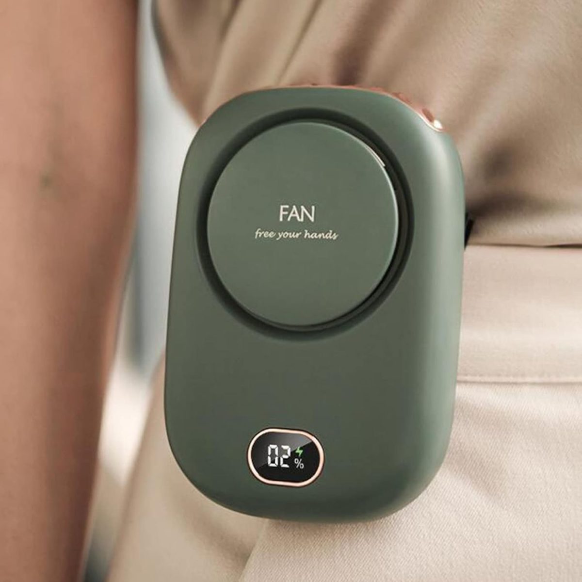 ⁦MAKINGTEC Portable Neck Fan, USB Rechargeable Fan Hands-Free Personal Fan with Adjustable Lanyard Design Compact Travel Fan 3 Wind Speed Settings Wearable Fan for Indoor Outdoor Travel (Green)⁩ - الصورة ⁦3⁩
