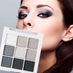 ⁦Azonee Black White Smokey Eyeshadow Palette, 9 Colors Matte Glitter Eyeshadow Makeup Palette Silver Gray Eye Shadow for Girls and Women, with Prism Mirror⁩ - الصورة ⁦7⁩