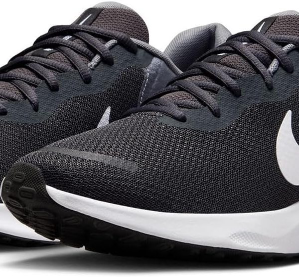 Nike REVOLUTION 7 mens LACED SHOES