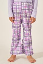 ⁦Styli Girls Butterfly Print T-Shirt And Checked Pyjama Set⁩ - الصورة ⁦5⁩