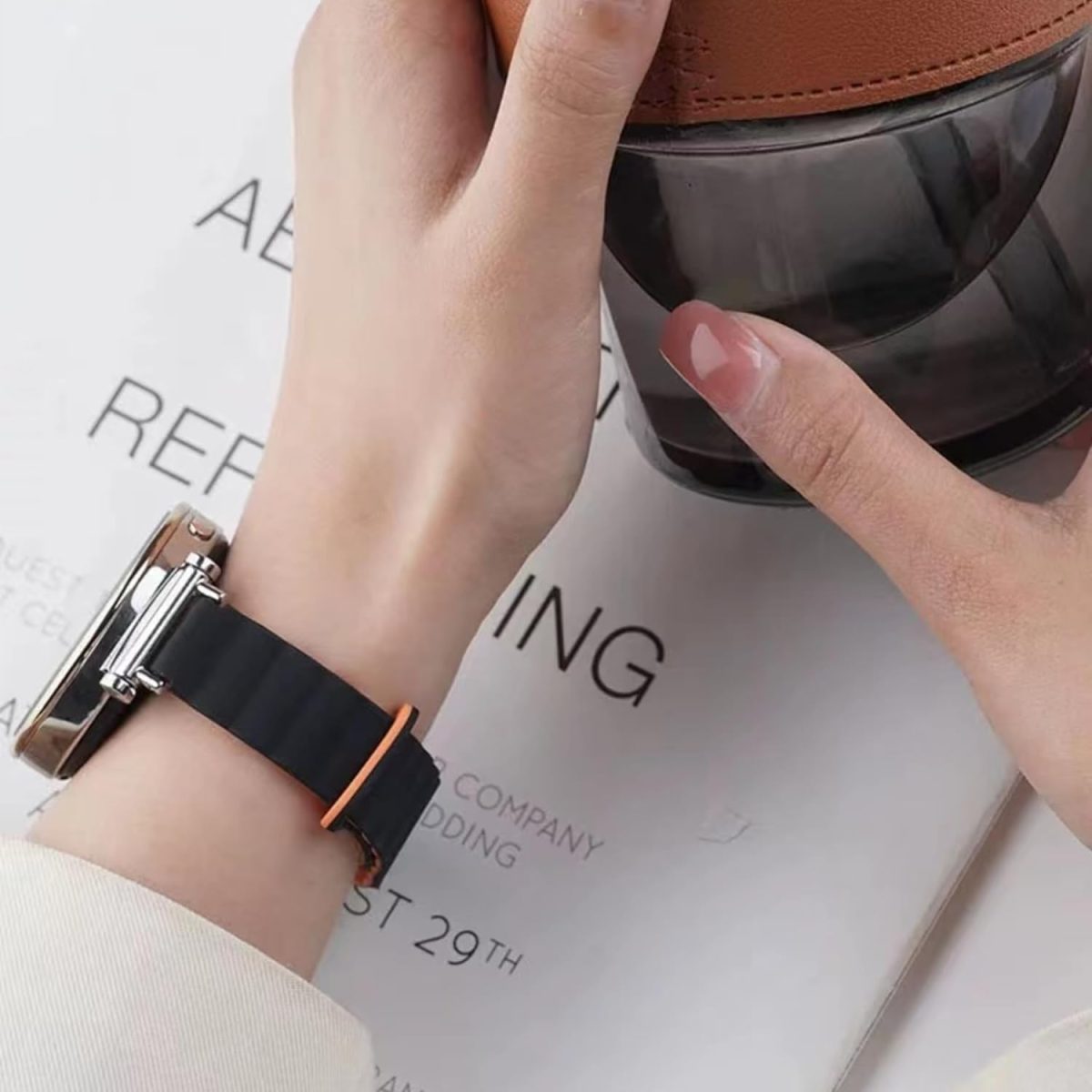 ⁦NESLIN Watch Band Compatible with Huawei GT5/GT4 41mm 2024 Magnetic Strap, 18mm Double Sided Wearable Silicone Magnetic Band Compatible for Huawei GT5 41mm⁩ - الصورة ⁦5⁩