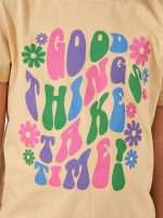 ⁦Styli Girls Slogan Print Round Neck T-Shirt⁩ - الصورة ⁦4⁩