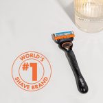 ⁦Gillette Fusion5 Razor for Men, Handle + 1 Razor Blade Refill⁩ - الصورة ⁦8⁩