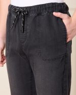 ⁦REDTAG Senior Boys Solid Jeans⁩ - الصورة ⁦4⁩