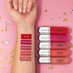⁦Revlon Ultra HD Matte Lipcolor - 0.2 oz, No.635 Passion⁩ - الصورة ⁦6⁩