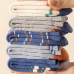 ⁦5 Pairs of Children's Socks, Fashion Fleece Thickened Warm Fabric, Autumn And Winter New Mid-Calf Socks, Daily Wear, M⁩ - الصورة ⁦4⁩
