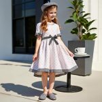 ⁦Xulinova girls' fashion plaid A-line dress with bow belt, short sleeves, breathable stretch fabric, size 8–12Y, فساتين بنات للعيد, فستان بناتي محتشم, ملابس اطفال بنات, فستان اطفال⁩ - الصورة ⁦2⁩