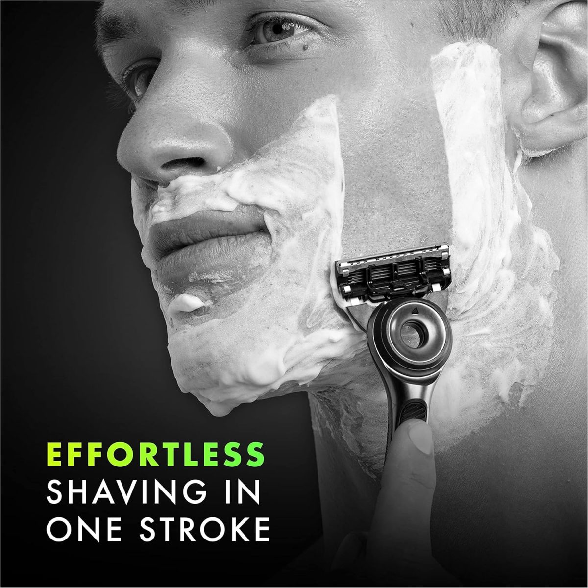 ⁦Gillette Labs Men's Razor + 1 Razor Blade Refill, with Exfoliating Bar, Includes Premium Magnetic Stand⁩ - الصورة ⁦2⁩