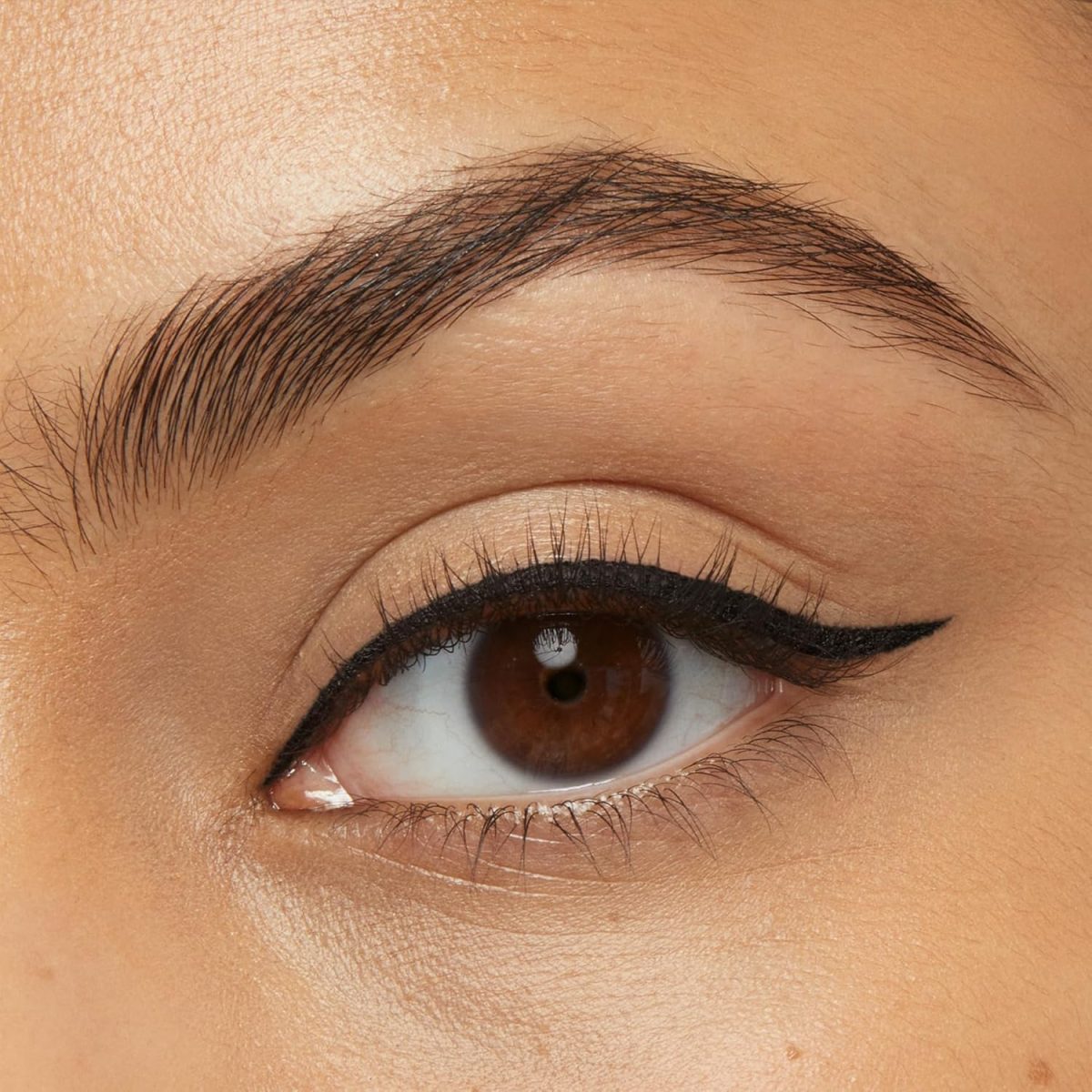 ⁦Maybelline Tattoo Liner Smokey Gel Pencil Eye Liner, Long Lasting, Fade-Proof & Waterproof Formula 10 Smokey Black⁩ - الصورة ⁦4⁩