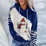⁦ZONEEAKO Merry Christmas Hoodie for Women,Casual Christmas Holiday Long Sleeve Sweatshirts with Snowman/Elk 2D Print Pullover Tops with Pocket,S-2XL (Color : Green, Size : XXL)⁩ - الصورة ⁦2⁩