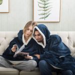 ⁦YFFS Hoodie Blanket Sweatshirt for Women and Men, Super Warm and Cozy Big Wearable Blanket Hoodie, Thick Flannel Blanket with Sleeves and Giant Pocket⁩ - الصورة ⁦6⁩
