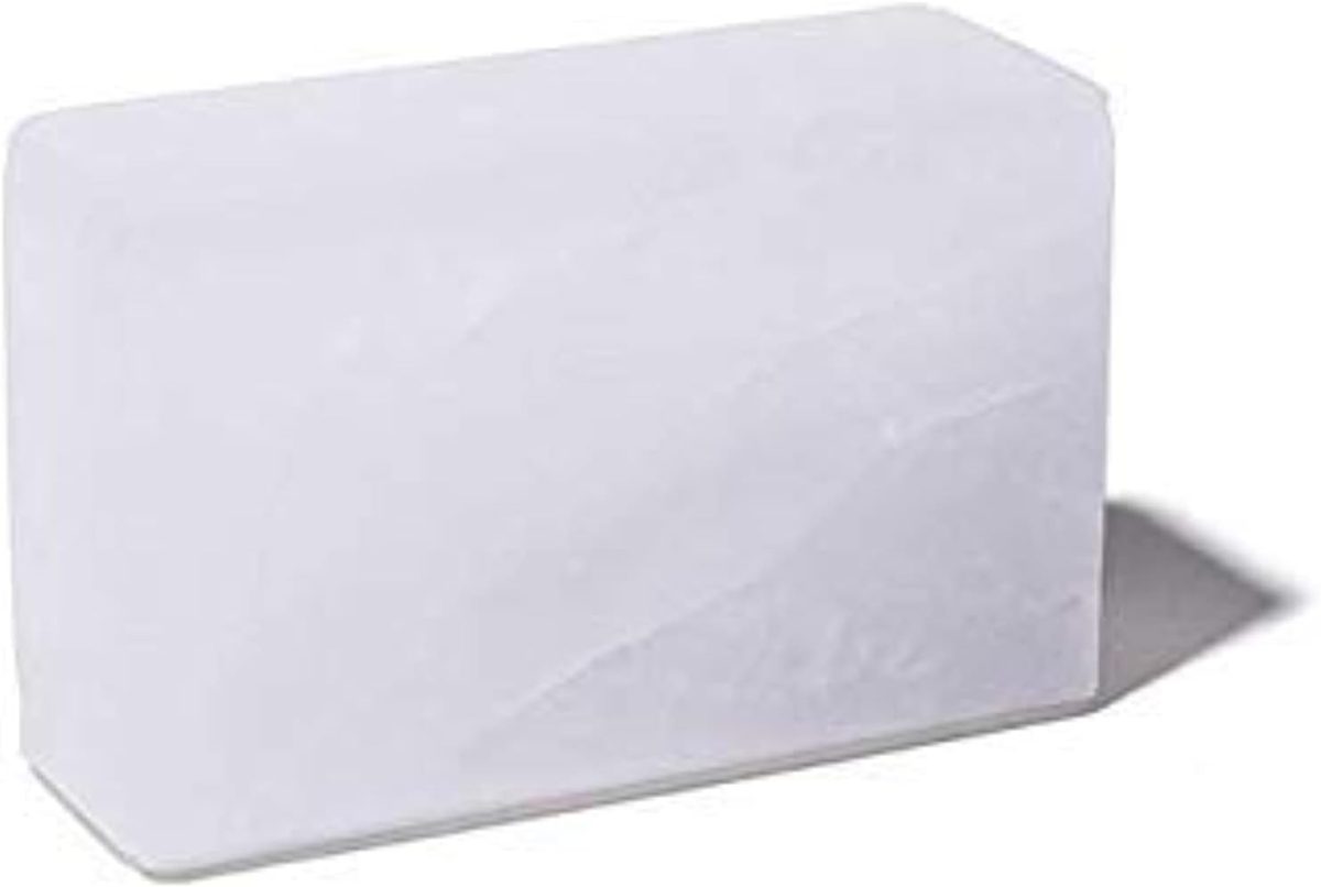 ⁦Lazybeee 4 Piece Alum Whole Piece Bar - Each 100 Gms - White Phitkari Blocks | Natural Alum Stones Fitkari Piece (Pack Of 4)⁩ - الصورة ⁦2⁩