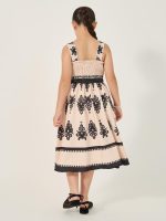 ⁦Styli Girls All-Over Print Strappy Dress With Smocked Detail⁩ - الصورة ⁦5⁩