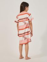 ⁦Styli Girls Graphic Print Round Neck Sleep T-Shirt Dress⁩ - الصورة ⁦5⁩