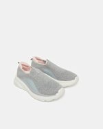 ⁦REDTAG Senior Girls Grey Textured Slip-On⁩ - الصورة ⁦2⁩