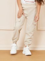 ⁦Styli Girls Butterfly Printed Drop Shoulder T-shirt & Cargo Pant Set⁩ - الصورة ⁦6⁩