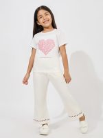 ⁦Styli Girls Heart Graphic Print Cotton T-Shirt⁩ - الصورة ⁦3⁩