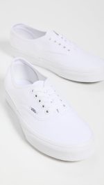 ⁦Vans Unisex Authentic(tm) Core Classics Trainers⁩ - الصورة ⁦5⁩
