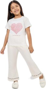 ⁦Styli Girls Heart Graphic Print Cotton T-Shirt⁩ - الصورة ⁦2⁩