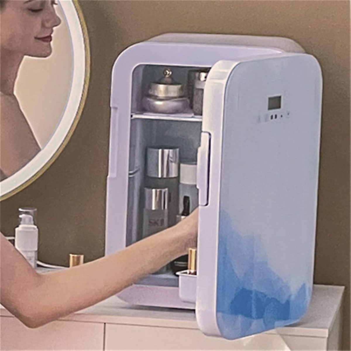 ⁦EIOZIEEY Beverage refrigerator Mini Special Beauty Mask Cosmetics For Mini Refrigerator Dormitory Household On The Table Home⁩ - الصورة ⁦2⁩