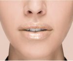 ⁦L’Oréal Paris L'Oreal Color Riche Plump and Shine Lipstick 103 Lychee⁩ - الصورة ⁦3⁩