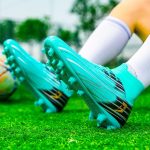 ⁦Soccer shoes Unisex for Adults and Youth Non Slip Breathable Comfortable Good Fit High Traction Durable FG Cleats Ideal for Soccer Practice and Matches⁩ - الصورة ⁦6⁩