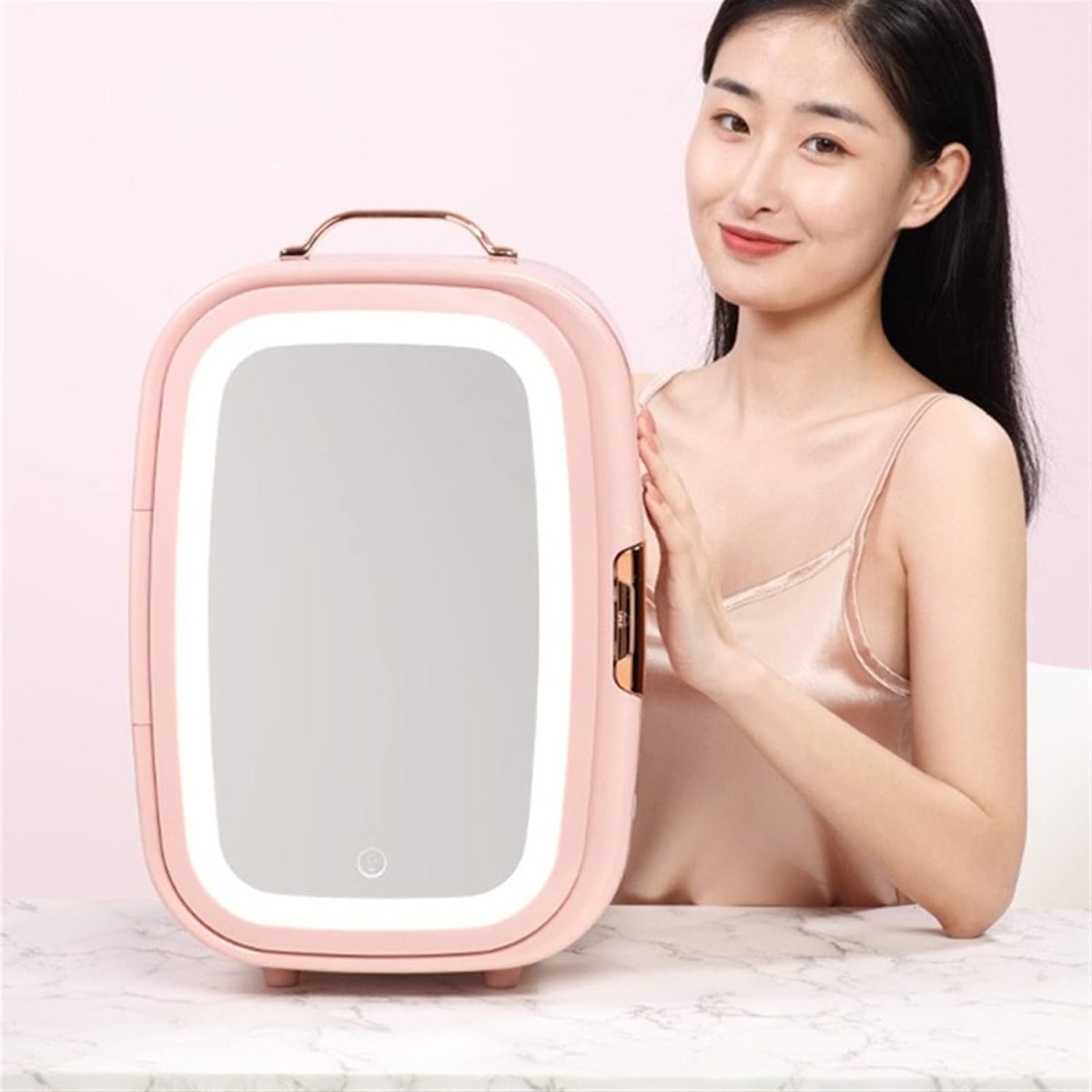 ⁦QBNZAXC Mini fridge Beauty Refrigerator Small Mini Portable Cosmetics Skin Care Products Refrigeration Preservation Constant Temperature Heating⁩ - الصورة ⁦3⁩