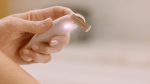 ⁦Finishing Touch Flawless Nu Razor Portable Cordless Rechargeable Electric Razor⁩ - الصورة ⁦4⁩