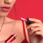 ⁦Palladio Hydrating Lip Oil Infused with Hyaluronic Acid, Non-Sticky Formula, Subtle shine tinted sheer color, liquid lipstick, locks in moisture to prevent chapped lips 0.13 Oz. (BLING)⁩ - الصورة ⁦5⁩