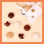 ⁦CHSEEO Mini Lipstick Set Chocolate Shape 8 Colors Velvet Matte Lip Gloss, Long Lasting Waterproof Pro, Mini Lipsticks Gift Box for Women and Girls Beauty Cosmetics - F⁩ - الصورة ⁦5⁩