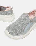 ⁦REDTAG Senior Girls Grey Textured Slip-On⁩ - الصورة ⁦3⁩