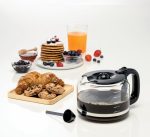 ⁦Kenwood Grind & Brew Coffee Maker with Built-in 220g Burr Grinder, 12-Cup Capacity, 1.5L Water Tank, 900W Power, Digital Touch Display – CMM40, Black/Metal⁩ - الصورة ⁦9⁩